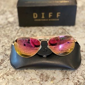 DIFF Cruz Sunglasses